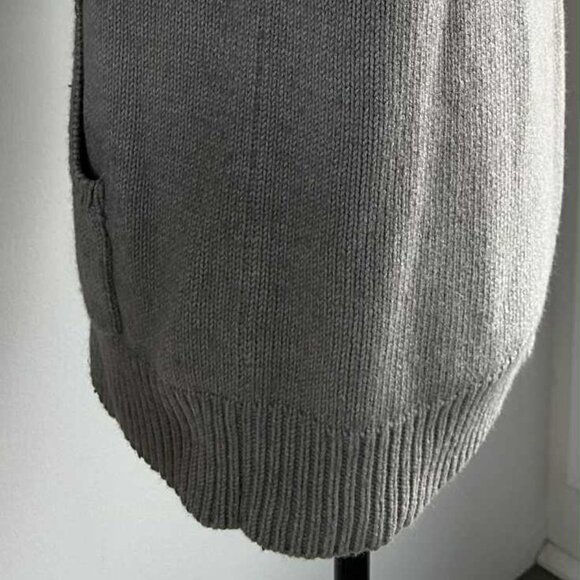 BCBG MaxAzria Dove Grey Wool-Angora Knit Cowl Sweater with Short Sleeves – US XS - Picture 8 of 13